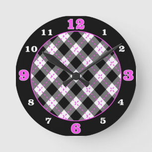 Relógio Redondo Black/Pink/White Argyle Plaid Round Clock