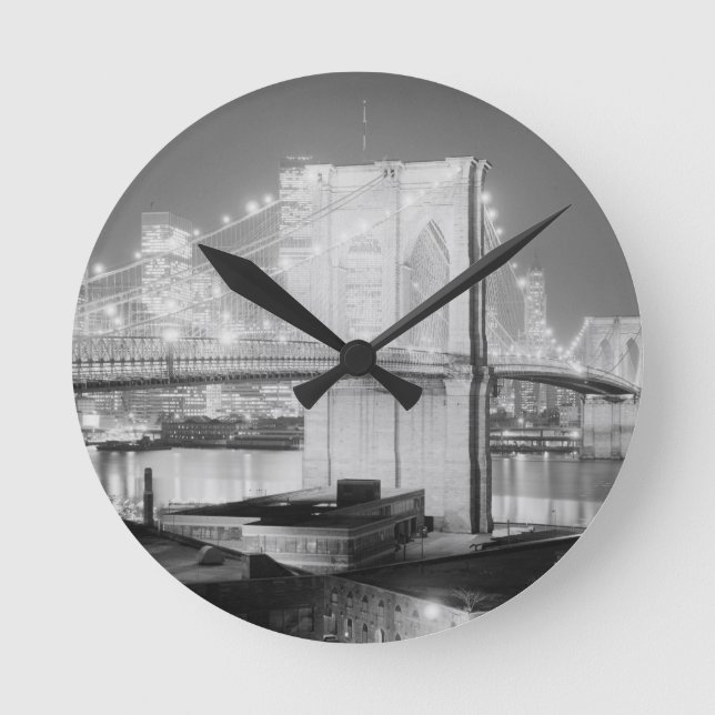 Relógio Redondo Brooklyn Bridge Black & White (Frente)