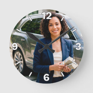 Relógio Redondo Businesswoman Holding Cash Luxury Car Office Decor