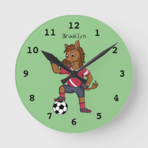 Relógio Redondo Cavalo engraçado bonito jogando cartoon de futebol