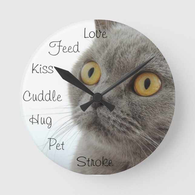 Relógio Redondo Cinza Ouro Olhos Fechados (Frente)