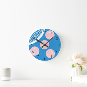 Relógio Redondo Colchete Rosa Tênis do Tribunal Azul Moderno