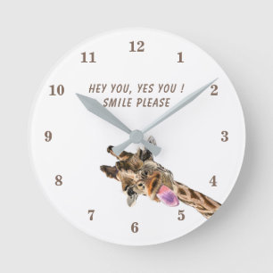 Relógio Redondo Engraçado Giraffe Clock Smile - Texto Personalizad