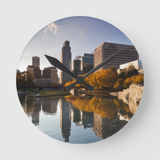 Relógio Redondo EUA, Nebraska, Omaha, Gene Leahy Mall, Skyline (Frente)