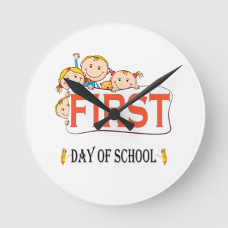 Relógio Redondo Feliz Primeiro Dia De Volta às Aulas Bebê