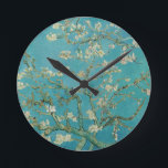Relógio Redondo Flor de Amêndoa de Van gogh<br><div class="desc">A obra-prima de Van Gogh,  Almond BlossomVisite nossa loja para outros itens correspondentes.</div>