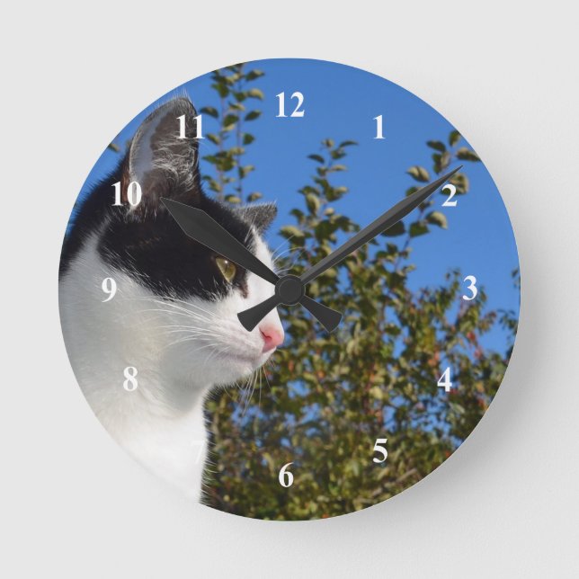 Relógio Redondo Foto de perfil preto e branco do Cat (Frente)