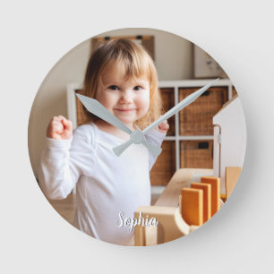 Relógio Redondo Foto do seu filho e nome em caligrafia