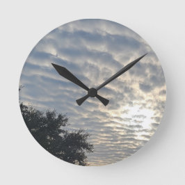 RELÓGIO REDONDO FUSÃO EM NUVEM CORTADA