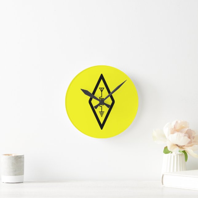 Relógio Redondo HAM Radio Operator Symbol International Yellow (Lar)