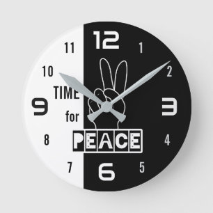 Relógio Redondo Hora para a Paz – Desenho de Mão Preto e Branco