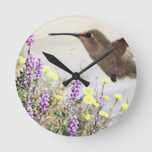 Relógio Redondo Hummingbird and Wildflowers Digital Art