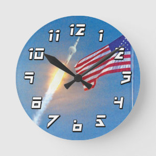Relógio Redondo Lançamento do Apollo 11 com a bandeira americana