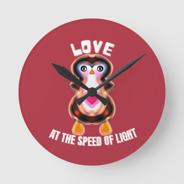 Relógio Redondo Love at the Speed of Light Penguin Gift (Frente)