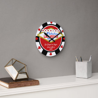 Relógio Redondo Married in Vegas Poker Chip Look Wall Clock