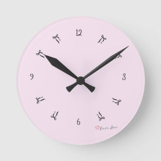 Relógio Redondo Minimal Ribbon Wall Clock