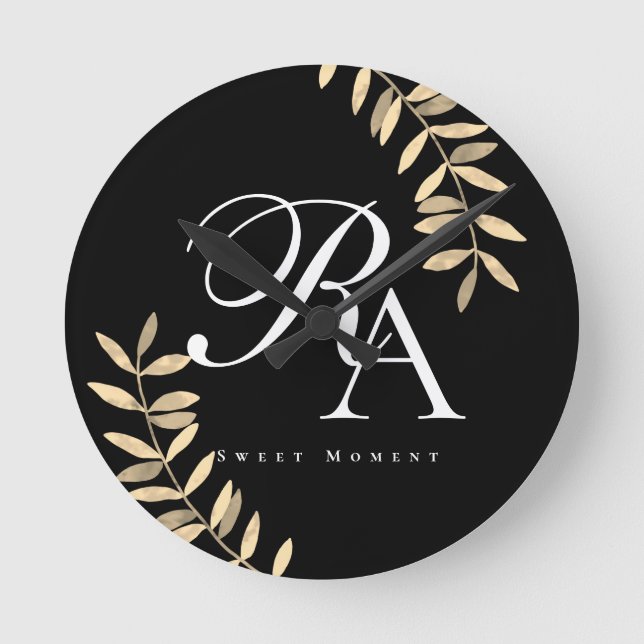Relógio Redondo Monograma Chic Preto (Frente)