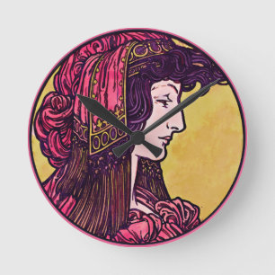 Relógio Redondo Mucha Art Nouveau Perfil da Mulher Watercolor T-Sh