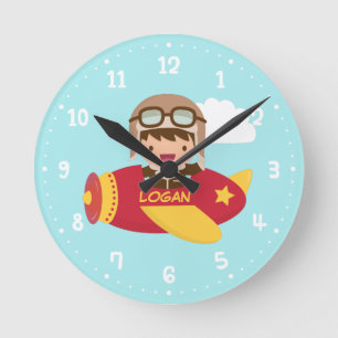 Relógio Redondo O avião bonito do menino do aviador caçoa a