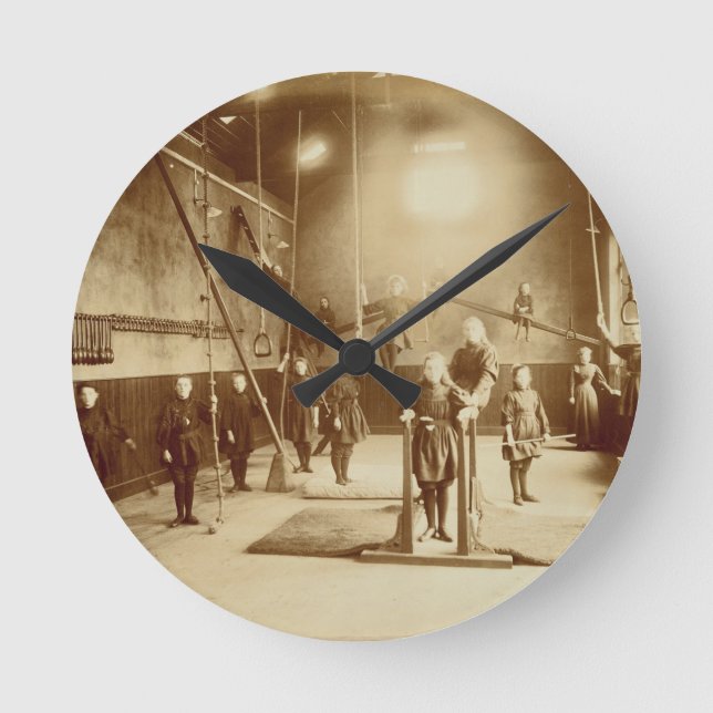 Relógio Redondo O ginásio da menina na instituição surda e muda, (Frente)