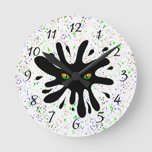 Relógio Redondo Olhos de Gato olhando para um Blob Preto (Frente)