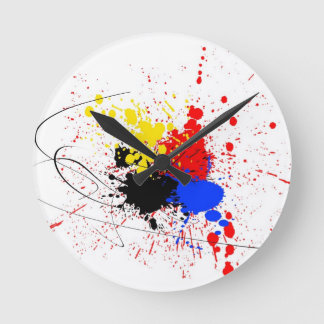 Relógio Redondo Paint Splatter Art Black Blue Red Yellow