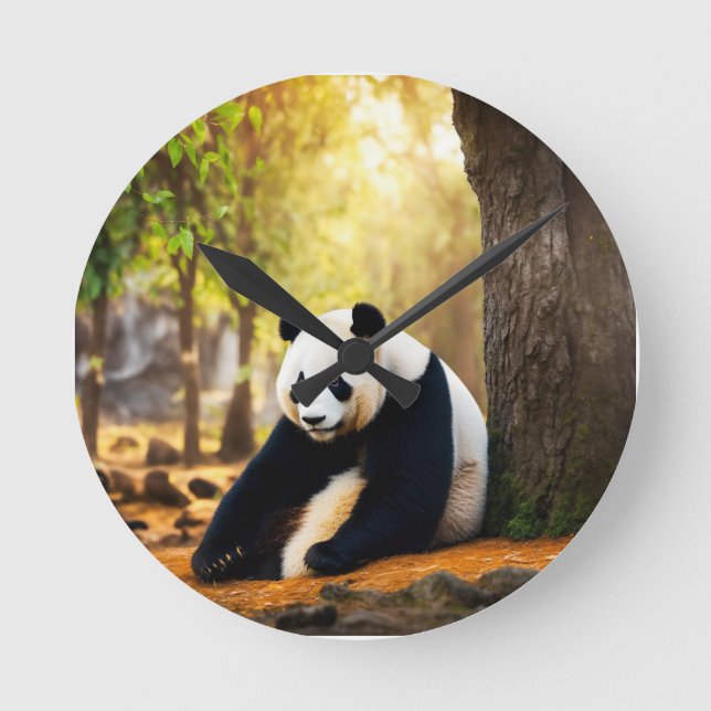 Relógio Redondo Panda em Pensamento – Reflexão Tranquila ao Pé da  (Frente)