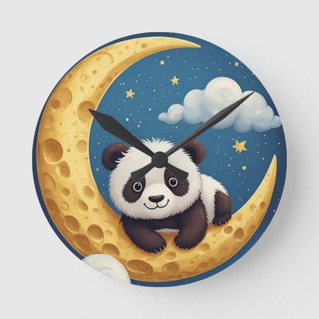 Relógio Redondo Panda Fofo Sentado numa Lua Crescente Dourada (Frente)