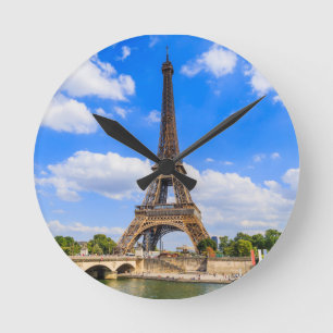Relógio Redondo Paris, Torre Eiffel e rio Sena, França.