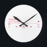 Relógio Redondo Personalizável Sua Música Favorita<br><div class="desc">Adicione o nome da música e a banda ou artista. Mostre sua música favorita para todos.</div>