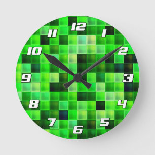 Relógio Redondo Pixels de videogame com números verdes quadrados