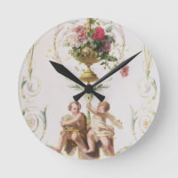 Putti em meio a enxagos de flores e folhas