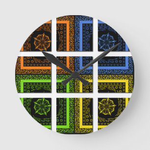 Relógio Redondo Quadrado em uma caixa