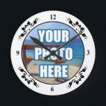 Relógio Redondo Quadro extravagante personalizado foto<br><div class="desc">O rico personalizado foto moldou o pulso de disparo de parede de Ricaso</div>
