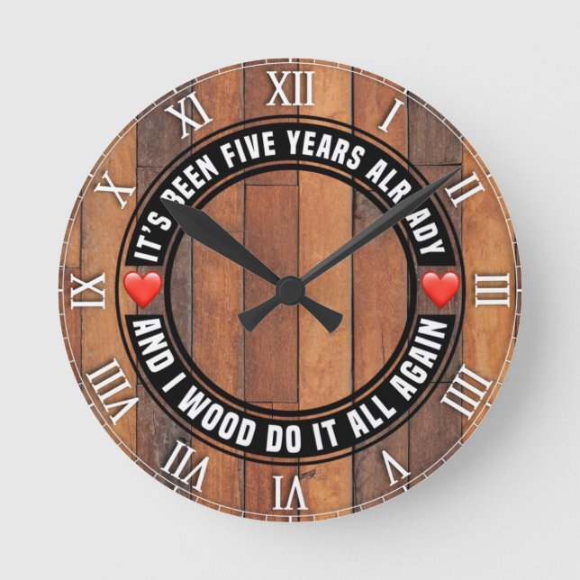 Relógio Redondo Quinto Aniversário de Casamento Wood Wall Clock (Frente)