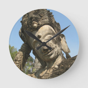 Relógio Redondo Reclining Buddha ... Nong Khai, Isan, Thailand