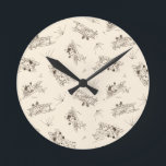 Relógio Redondo Roaring Art Deco Bi-planes - padrão esboçado.<br><div class="desc">Divertido jogou o padrão da aviação de contornos desenhados à mão de aviões antigos da década de 1920, colocados sobre um fundo de creme sólido. Este é um padrão transparente. Você pode alterar a cor de fundo e o tamanho e a posição do padrão. Esta design corresponde à coleção de...</div>