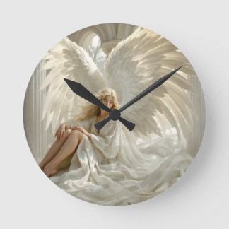 Relógio Redondo Santuário das Asas - Anjo nas Paredes da Luz