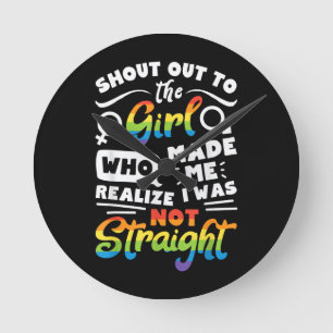 Relógio Redondo Saudação à Garota Orgulho Lésbico LGBT Camiseta G