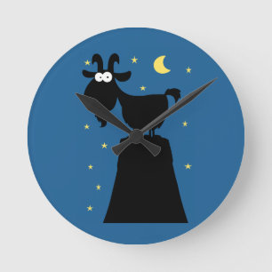 Relógio Redondo Silhuette of Goat on Mountain