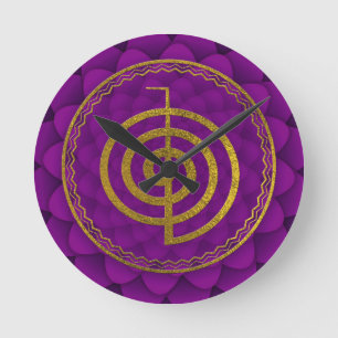 Relógio Redondo Símbolo Dourado de Choku Rei em lótus