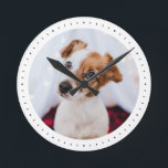 Relógio Redondo Simples Criança De Cão De Pet Personalizado Modern<br><div class="desc">Perfeito para amantes de animais de estimação: Este design minimalista simples mostra uma foto favorita de seu cachorro, gato ou qualquer outro animal de estimação! Personalize com o seu bebê de pele e faça deste um presente perfeito para a sua família. Excelente também como decoração para o quarto de uma...</div>