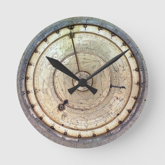 Relógio Redondo The first spring driven clock with fusee, view of (Frente)