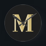 Relógio Redondo Típica de monograma moderna preto dourado<br><div class="desc">Típica de monograma moderna preto dourado</div>