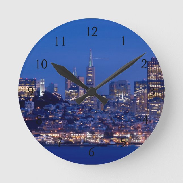 Relógio Redondo Tomado do telhado da prisão em Alcatraz (Frente)