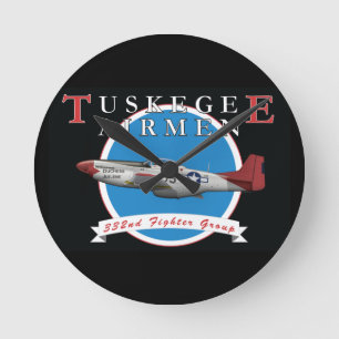 Relógio Redondo Tuskegee Airman P-51D Red Tail Clock
