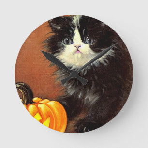 Relógio Redondo Vintage Black and White Halloween Kitten
