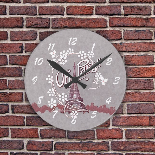 Relógio Redondo Vintage Eiffel Tower Oh Paris França Daisy (Eiffel Tower with Oh Paris text and daisy flowers on grey wall clock.)