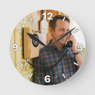 Relógio Redondo Vintage Phone Man Retro Home Decor
