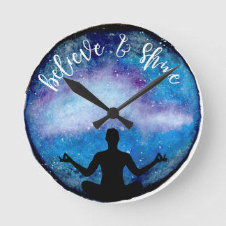 Relógio Redondo yoga universe
